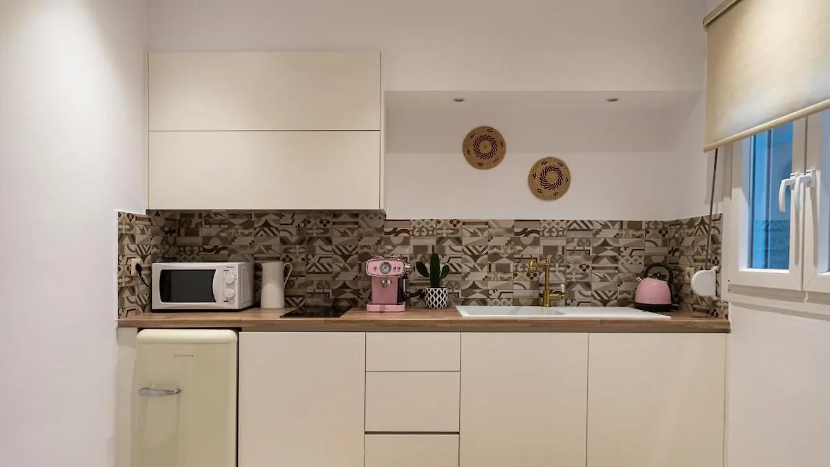 Coastal Key 7 Apartment Gazi