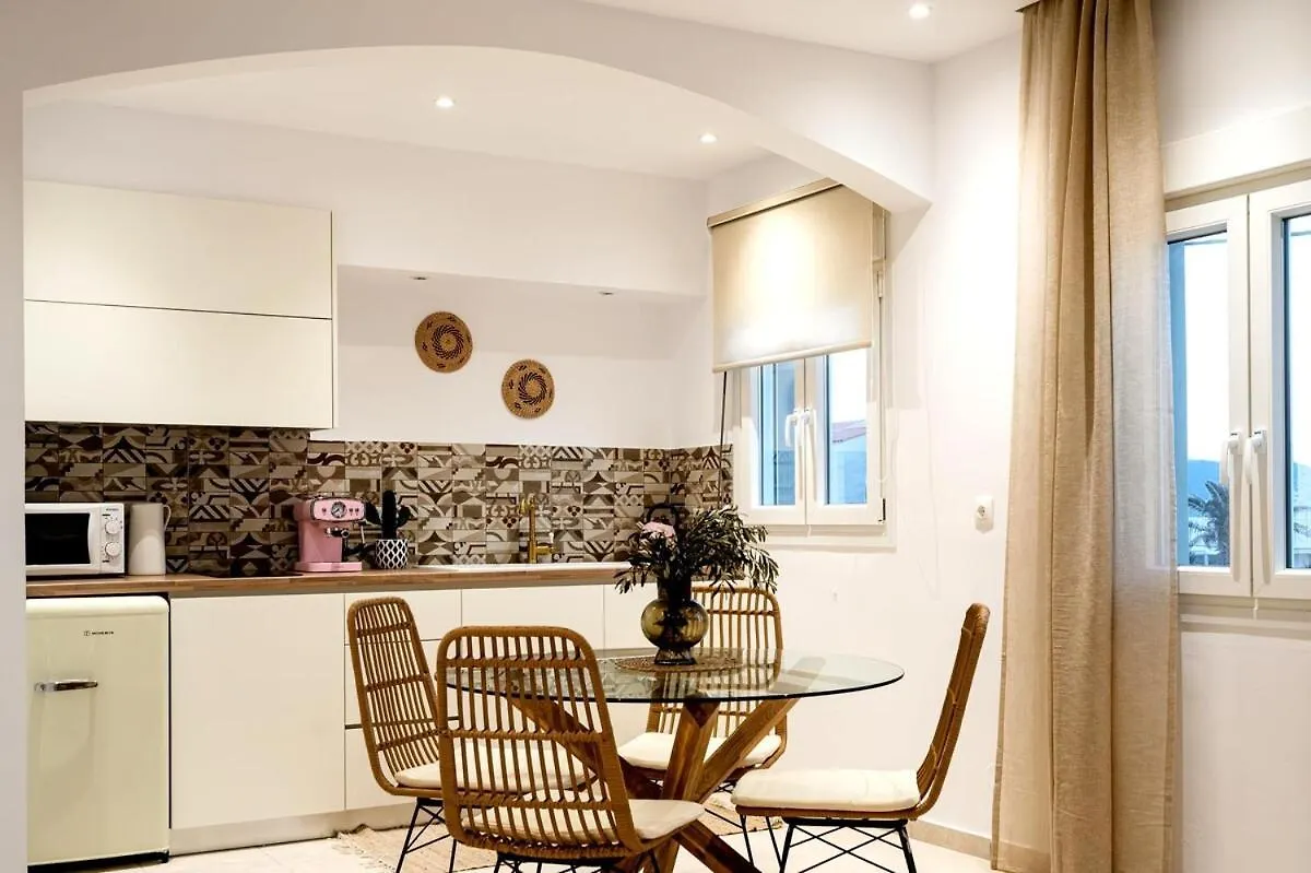 Coastal Key 7 Apartment Gazi 0*,